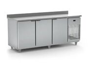 Balcão de Serviços Refrigerado na Cidade Monções